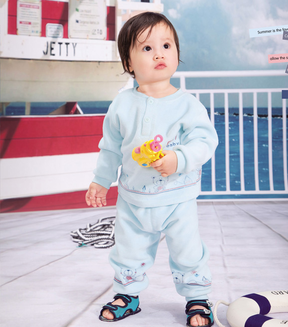 康貝坊天藍色卡通內(nèi)衣