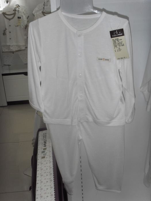 娃愛的蓓蓓麻賽爾汗布內(nèi)衣套裝