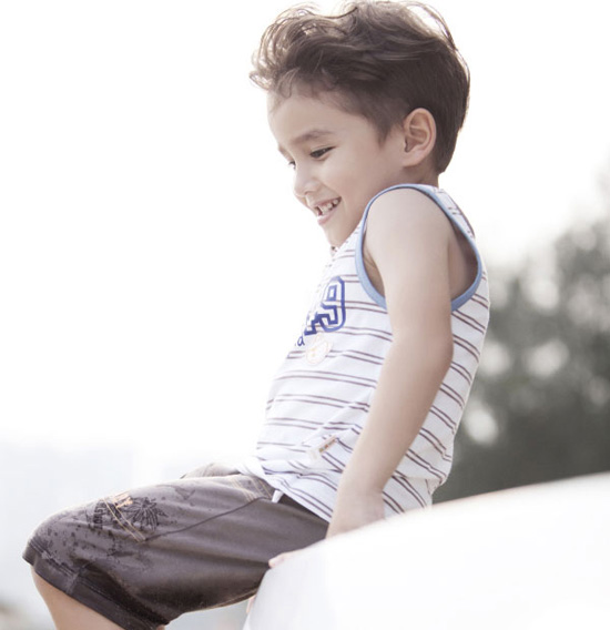 哇喔哇喔新款間條背心