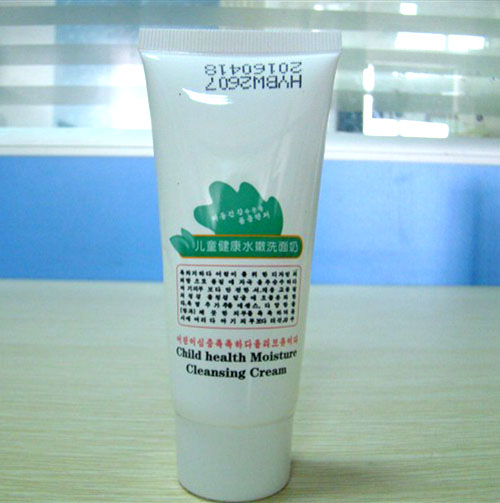 咪咪寶貝兒童健康水嫩洗面奶