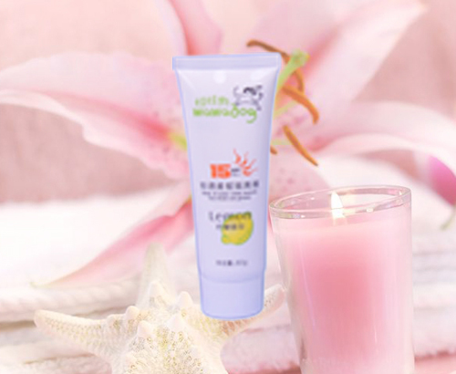 娃娃狗輕透柔皙隔離霜(檸檬)