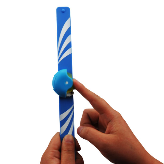 BUGOUT卡通啪啪圈驅蚊手環(huán)