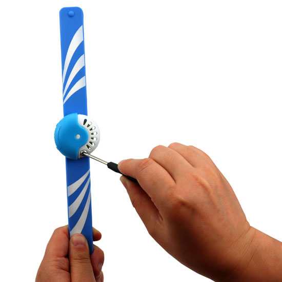 BUGOUT卡通啪啪圈驅蚊手環(huán)