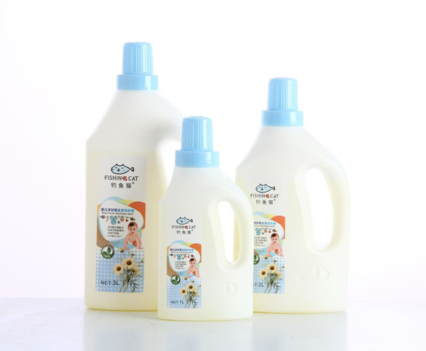 釣魚(yú)貓洋甘菊全效洗衣液