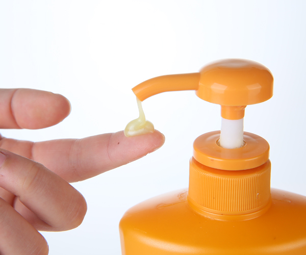 米蘭妮蜂膠蛋白型去屑止癢洗發(fā)露 .jpg