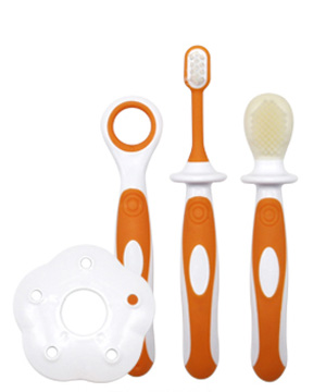 小太陽嬰兒牙刷三件套.jpg 小太陽嬰兒牙刷三件套.jpg