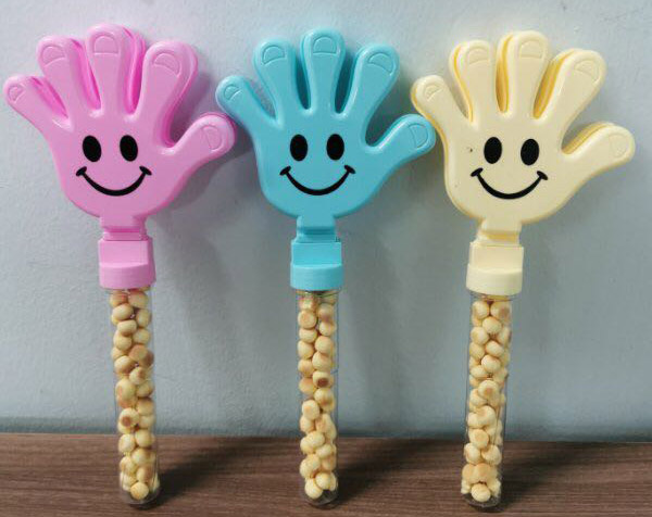 艾嬰堡卡通拍手小饅頭.jpg 艾嬰堡卡通拍手小饅頭.jpg