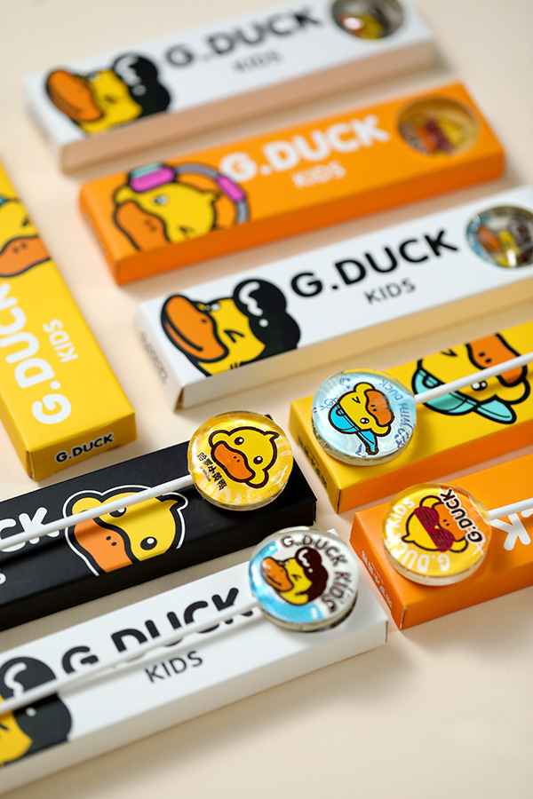 米唐田木小黃鴨無(wú)蔗糖照片糖2.jpg 米唐田木小黃鴨無(wú)蔗糖照片糖2.jpg