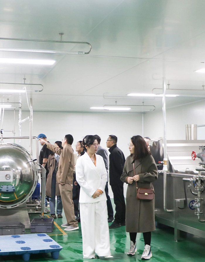 菏澤學院藥學院領導蒞臨中舜生物考察指導10.jpg 菏澤學院藥學院領導蒞臨中舜生物考察指導10.jpg