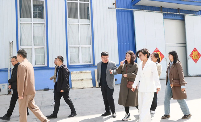 菏澤學院藥學院領導蒞臨中舜生物考察指導13.jpg 菏澤學院藥學院領導蒞臨中舜生物考察指導13.jpg