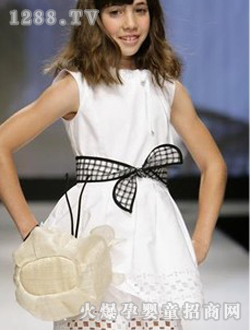 ��ؐ�����ɫ�����Y(ji��)ȹ�b