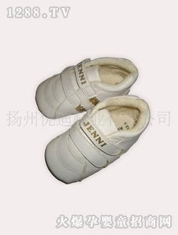 ��(y��u)�ϰ�ɫ���e�냺Ь