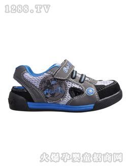 6+1���{ɫ�r�п���Ь