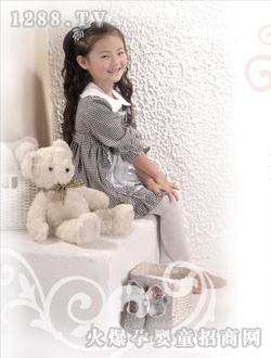 �������H����Ư��Ů��