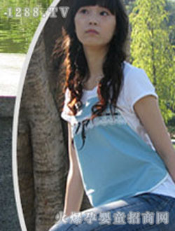 ɺ���{(l��n)ɫ�Ƕ�