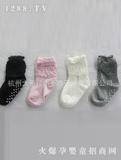 哆啦小貝泡泡口女襪