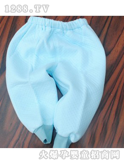 С�ܿ����{ɫ�냺��(n��i)ѝ