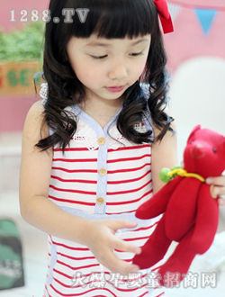 С�ɘ���ɫ�l�y���b