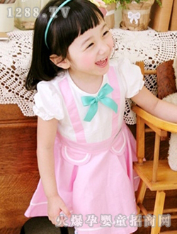 С�ɘ���ɫ���b