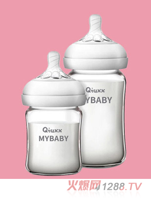 秋小汐嬰兒奶瓶